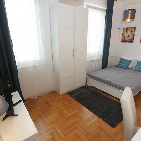 Apartment Bg Arena Βελιγράδι Εξωτερικό φωτογραφία