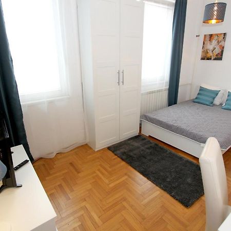 Apartment Bg Arena Βελιγράδι Εξωτερικό φωτογραφία